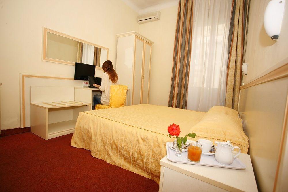 Hotel Adler Milano Ngoại thất bức ảnh