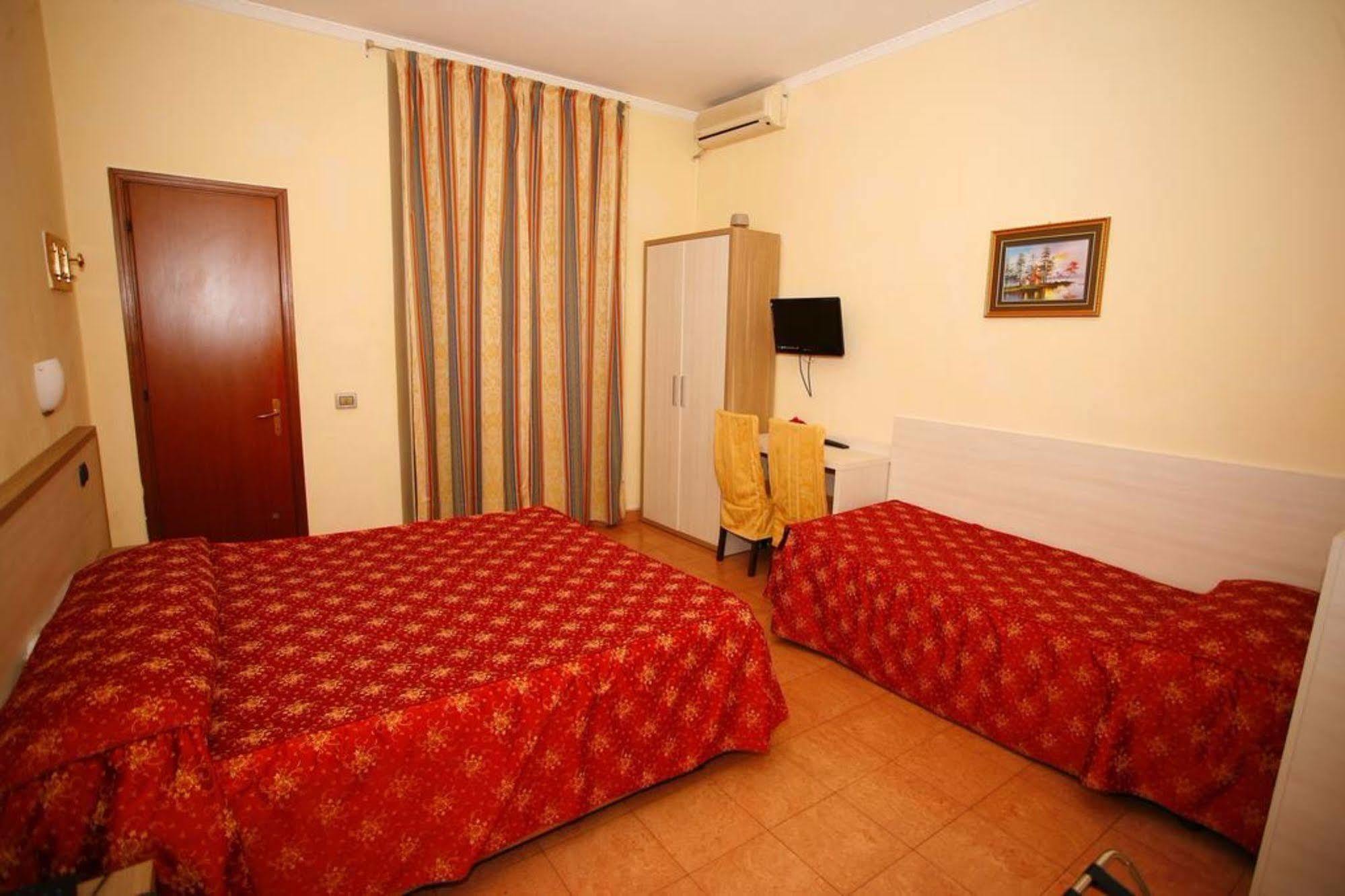 Hotel Adler Milano Ngoại thất bức ảnh